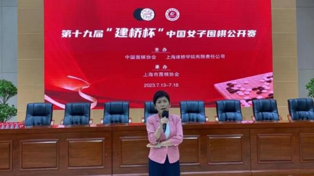 “刘老师的作品会让人对人生观、生命观产生巨变，甚至面对死亡的态度都会改变。