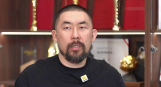 《阿丽塔：战斗天使》确定引进 杜阿·利帕献声 2018-12-18 莱美最佳新人奖的杜阿·利帕在推特上宣布她将为电影《阿丽塔：战斗天使》演唱片尾曲《天鹅之歌》，单曲将于明年2月正式上线。